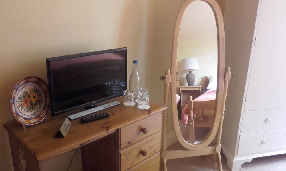 Blossom Hill Bed And Breakfast Killaloe Eksteriør bilde